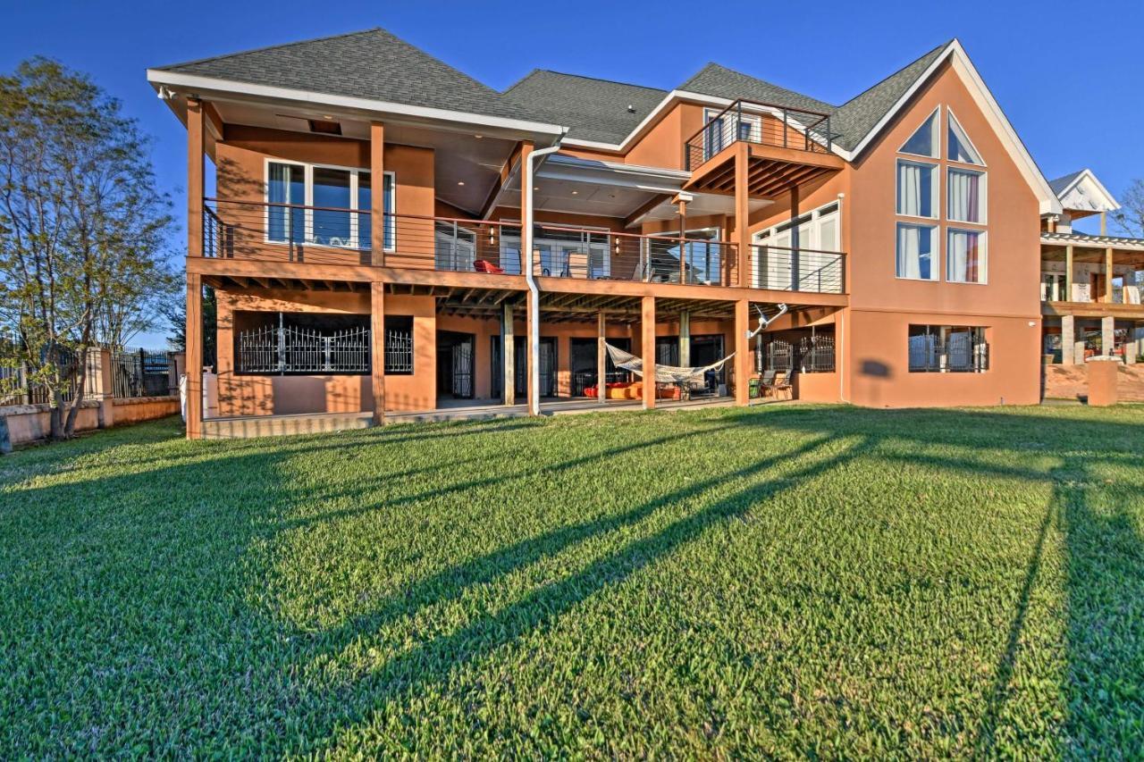 Gorgeous Ocean Springs Waterfront Home With Dock! Экстерьер фото