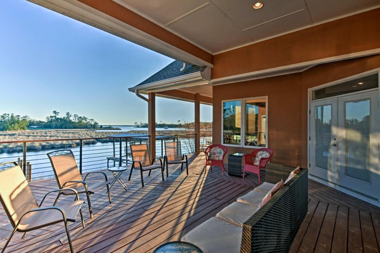 Gorgeous Ocean Springs Waterfront Home With Dock! Экстерьер фото